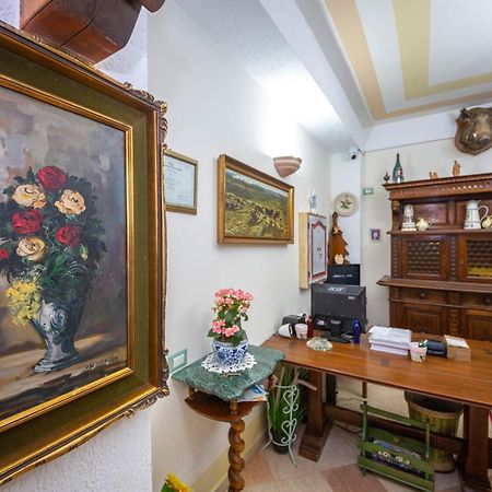 Hotel "San Saena " Radhimë Eksteriør billede