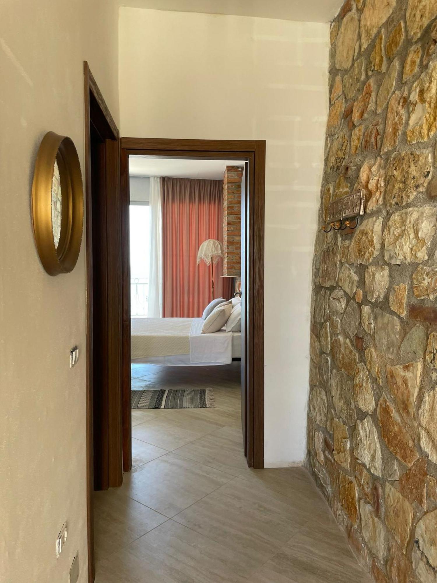 Hotel "San Saena " Radhimë Eksteriør billede